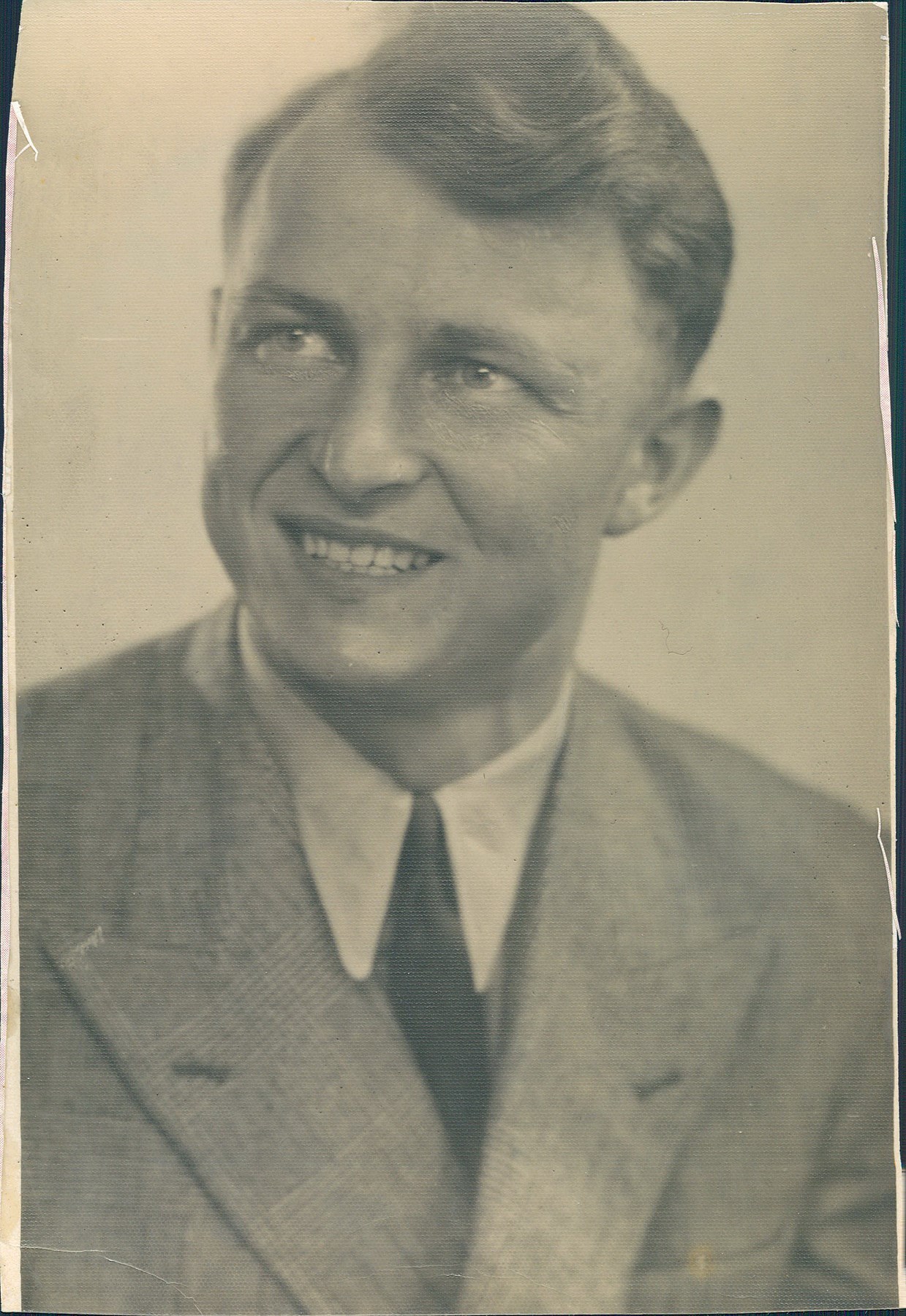 Obituary of Frank Strak