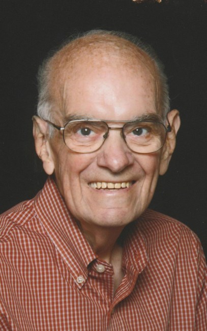 Obituary of Maurice Earl Thomas