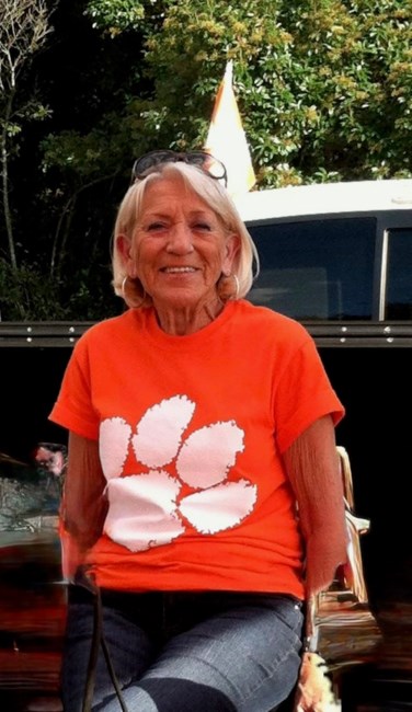 Obituary of Martha "Jackie" Jacqueline Roper