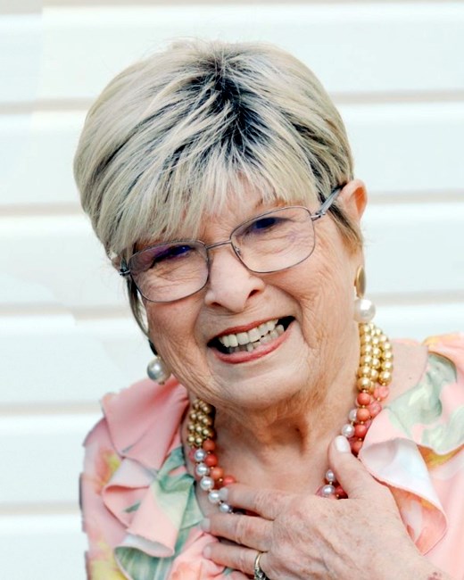 Obituary of Sandra Moore Hoppen