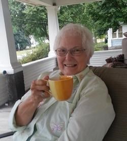 Obituary of Doris E. Stoltenberg