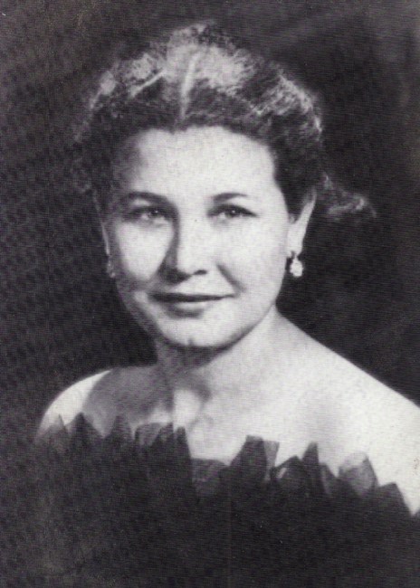 Obituary of Amelia Cadena-Gartner