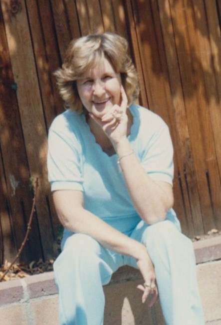 Obituary of Carolyn Beatrix Douglas