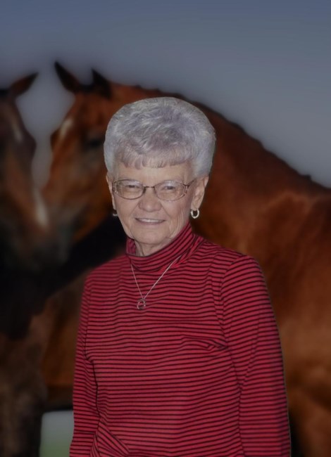 Obituary of Elaine Violet Theiss