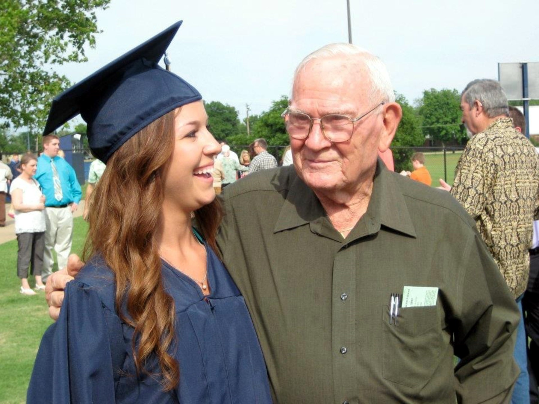 Obituary of Roy J. Reynolds