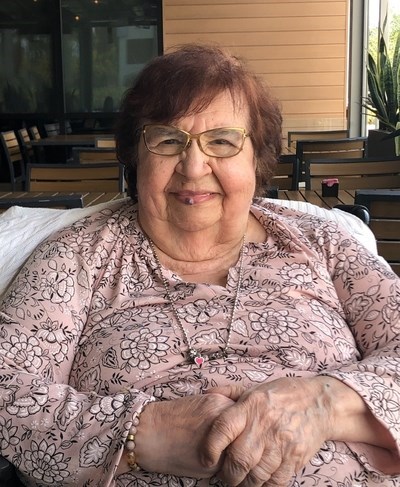 Obituary of Consuelo Fernandez