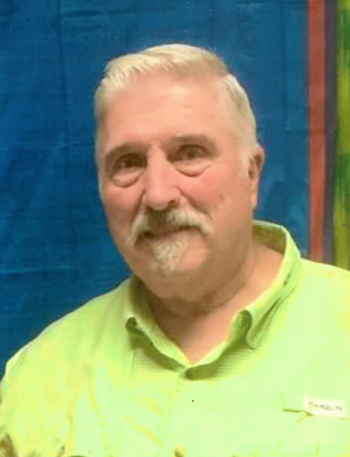 Obituary of Robert Edgar Dessommes