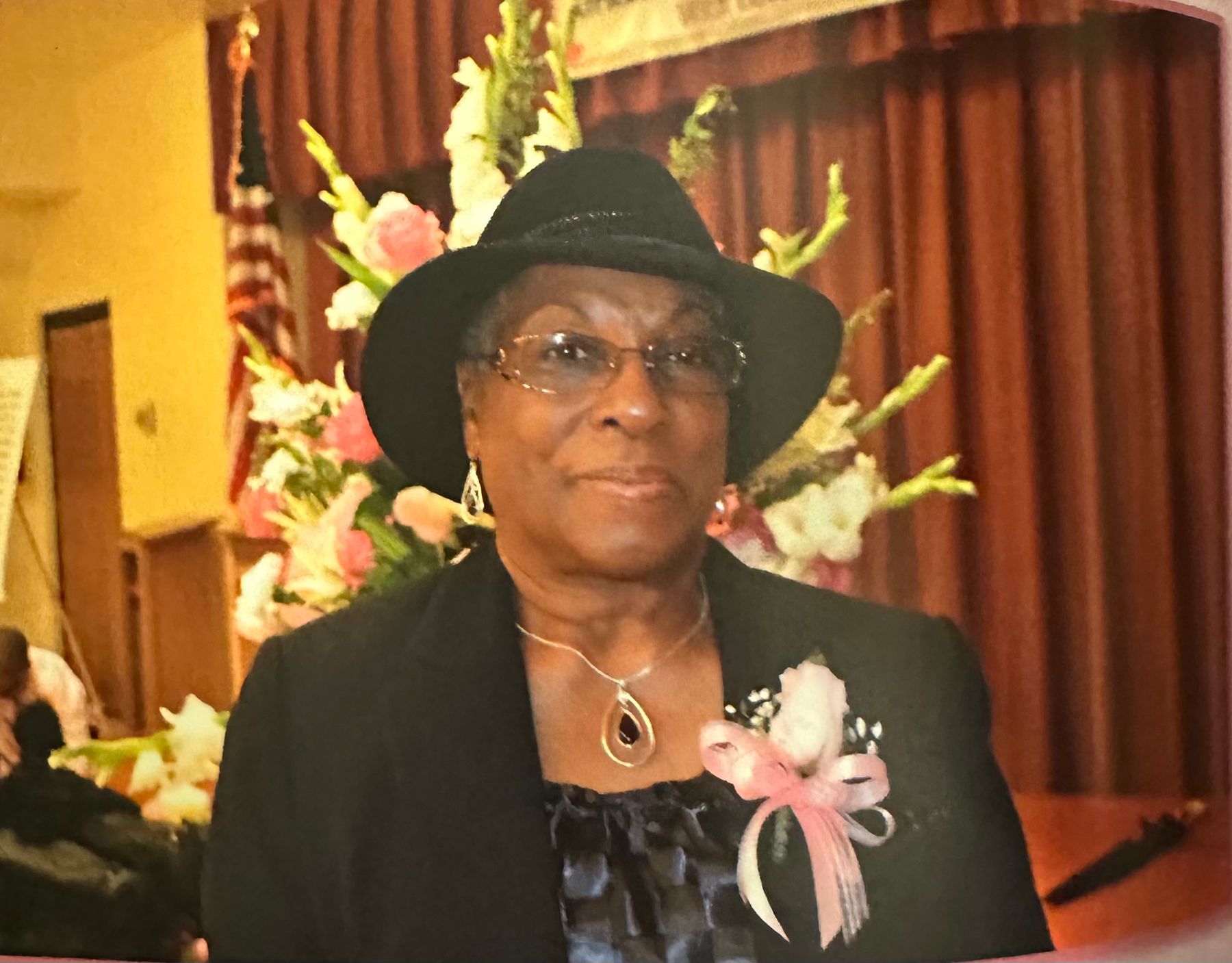 Obituary of Elgree Caruthers Stoot
