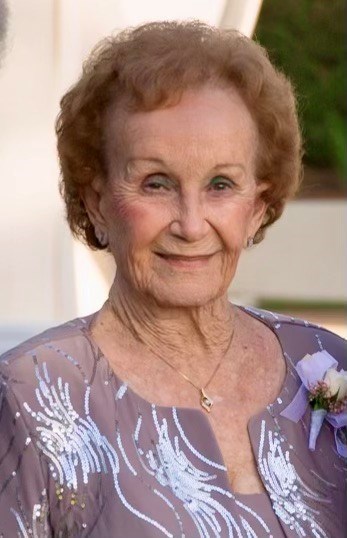 Obituary of Vera K Novak