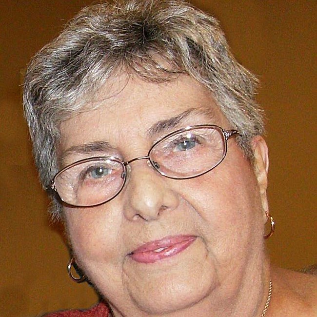 Obituary of Dolores Patton Warren