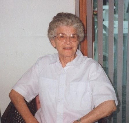 Obituary of Mrs. Iris Favreau