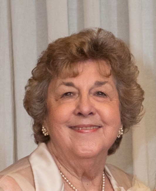 Obituary of Lynne Rita Roux