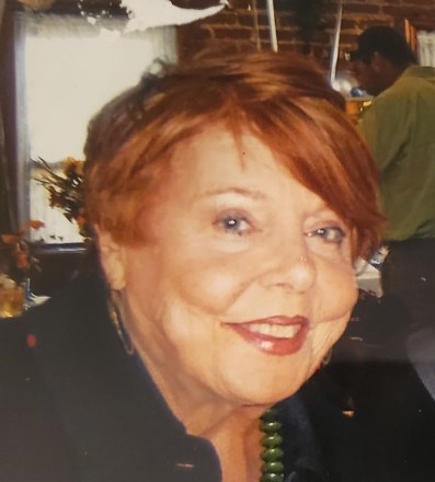 Obituary of Joyce De Mange