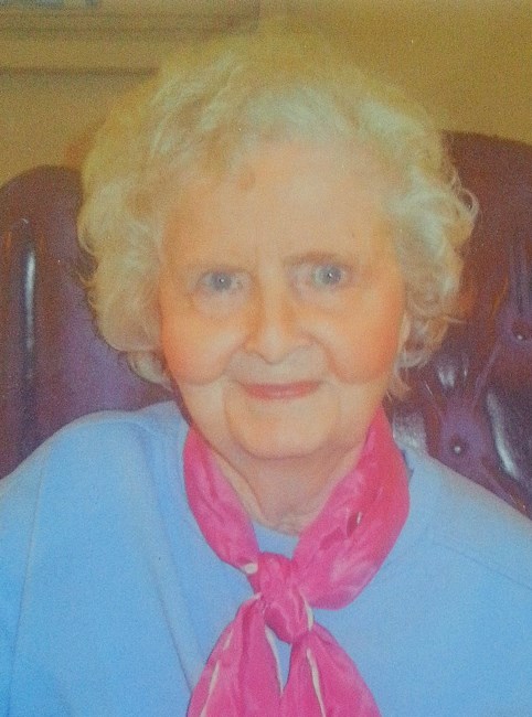 Obituary of Evelyn Ferne Robertson