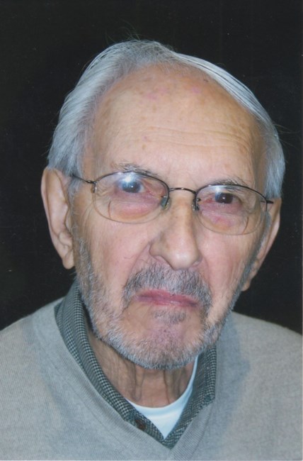 Obituario de Gus Theodore Petrakos