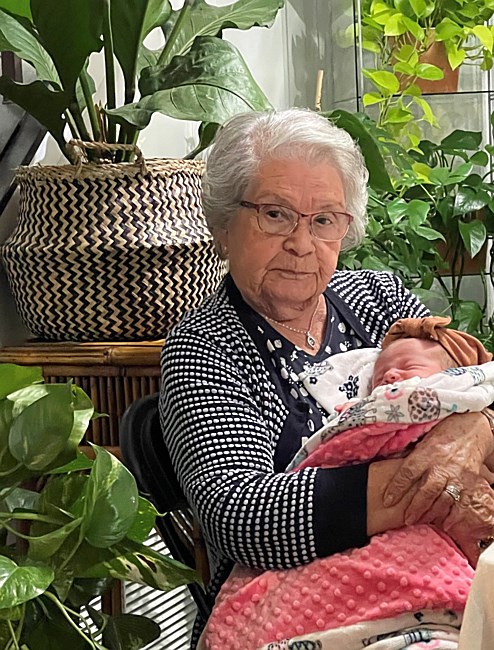 Obituary of Felicita Himmel