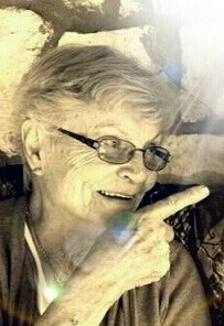 Obituary of Estelle Marjorie Henze