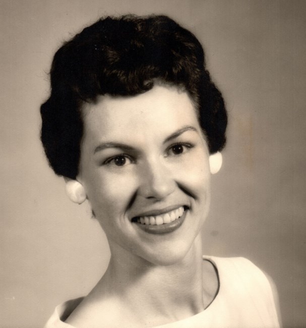 Obituary of Mrs. Dorothy H Dudley