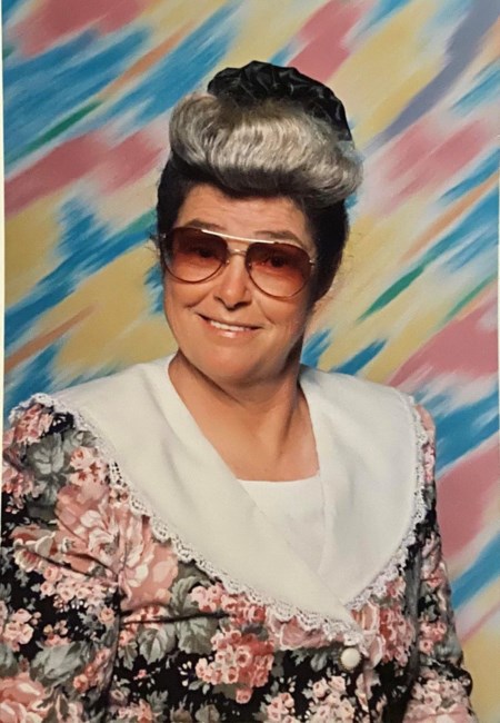 Obituary of Shirley Sanders