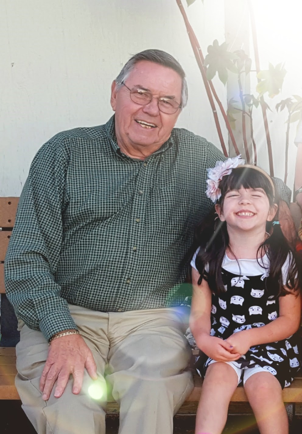 Obituary of Roy A Floden