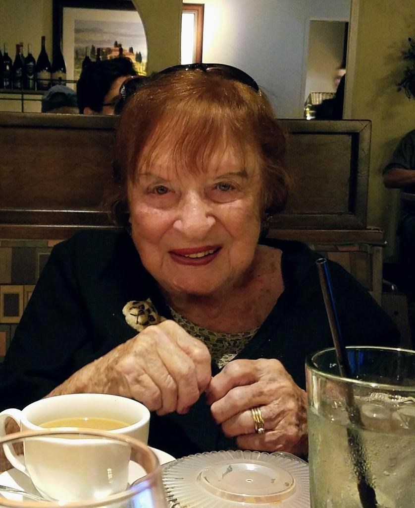 Obituario de Lorraine Marie Loscalzo