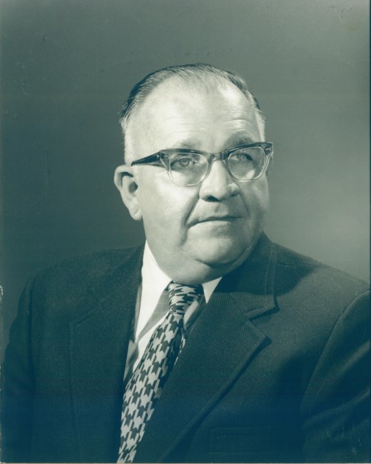 Obituary of Robert Nixon Woods