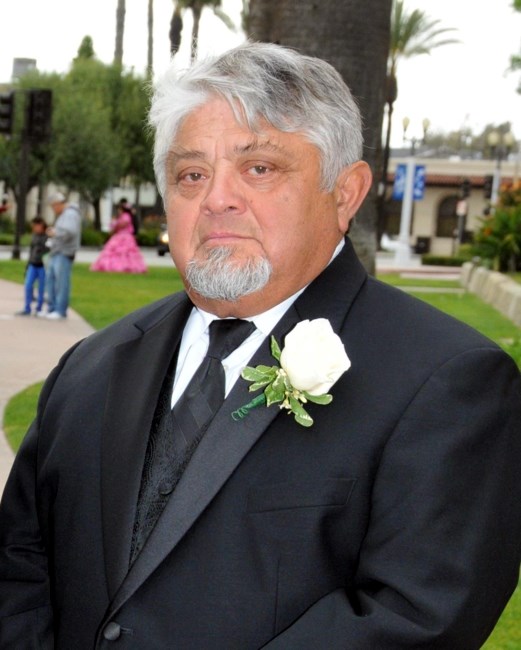 Obituario de Victor M Carvajal