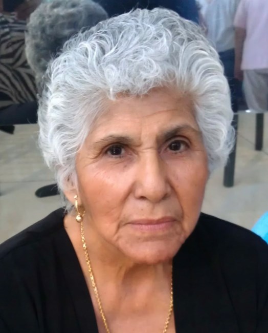 Obituary of Maria del Carmen Loredo