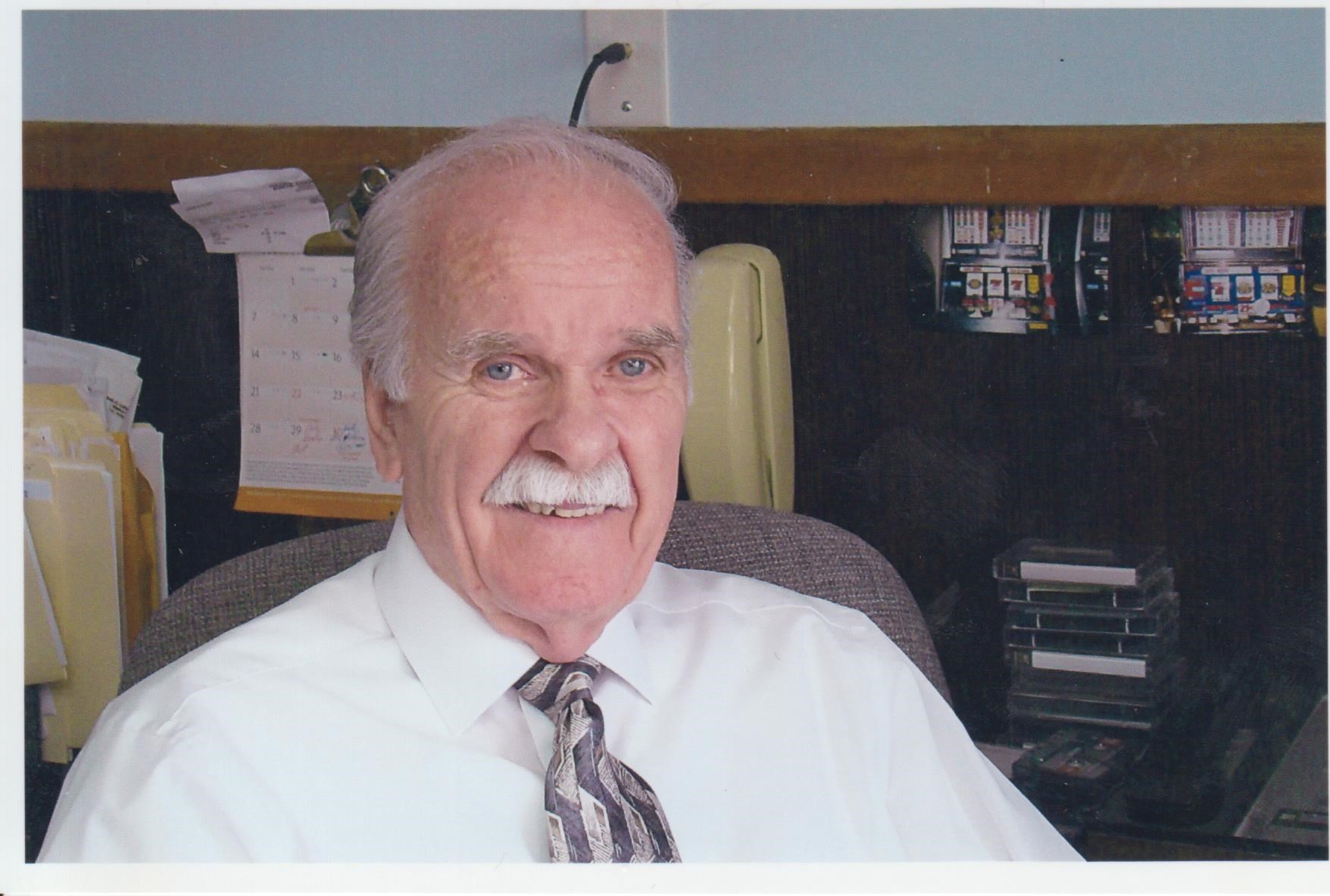 Obituary of Robert K Dawson