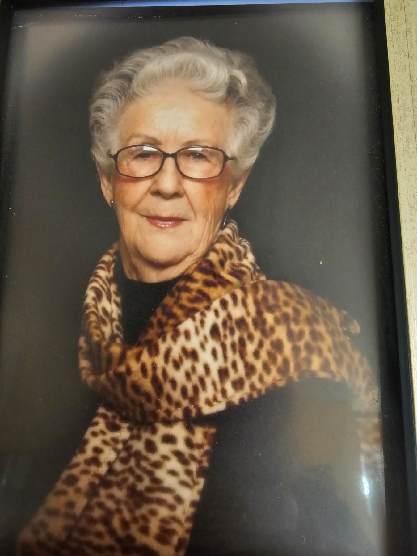 Obituary of Helen "Jacky" Mivela Radford
