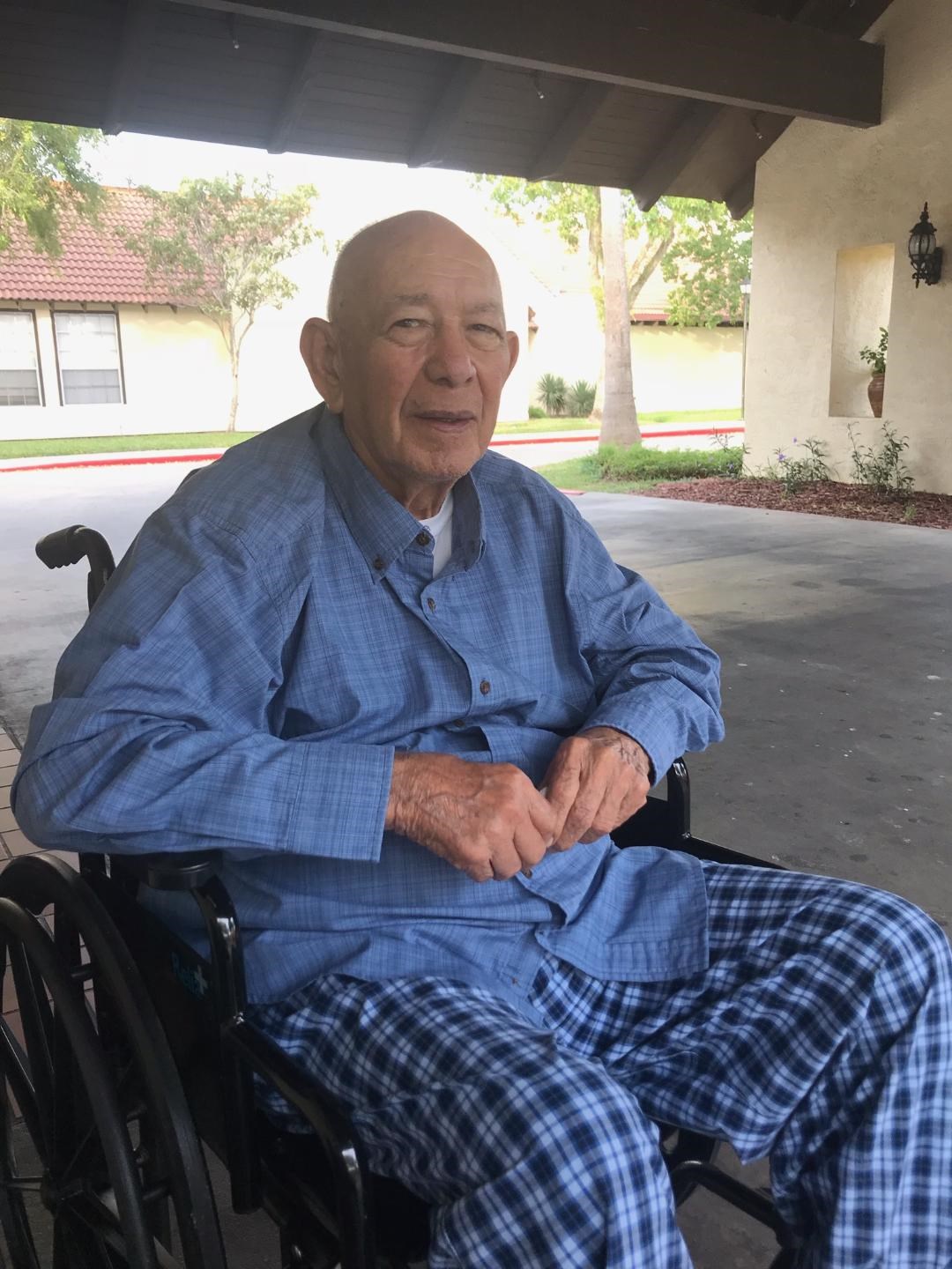 Avis de décès de Manuel V. Lopez Jr.