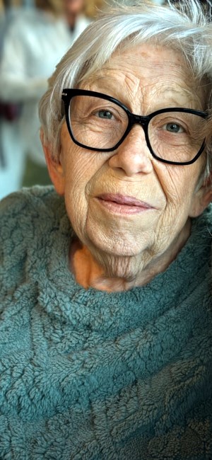 Obituary of Barbara Ann Molyneux