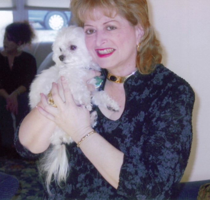 Avis de décès de Charlotte Elaine Andrews