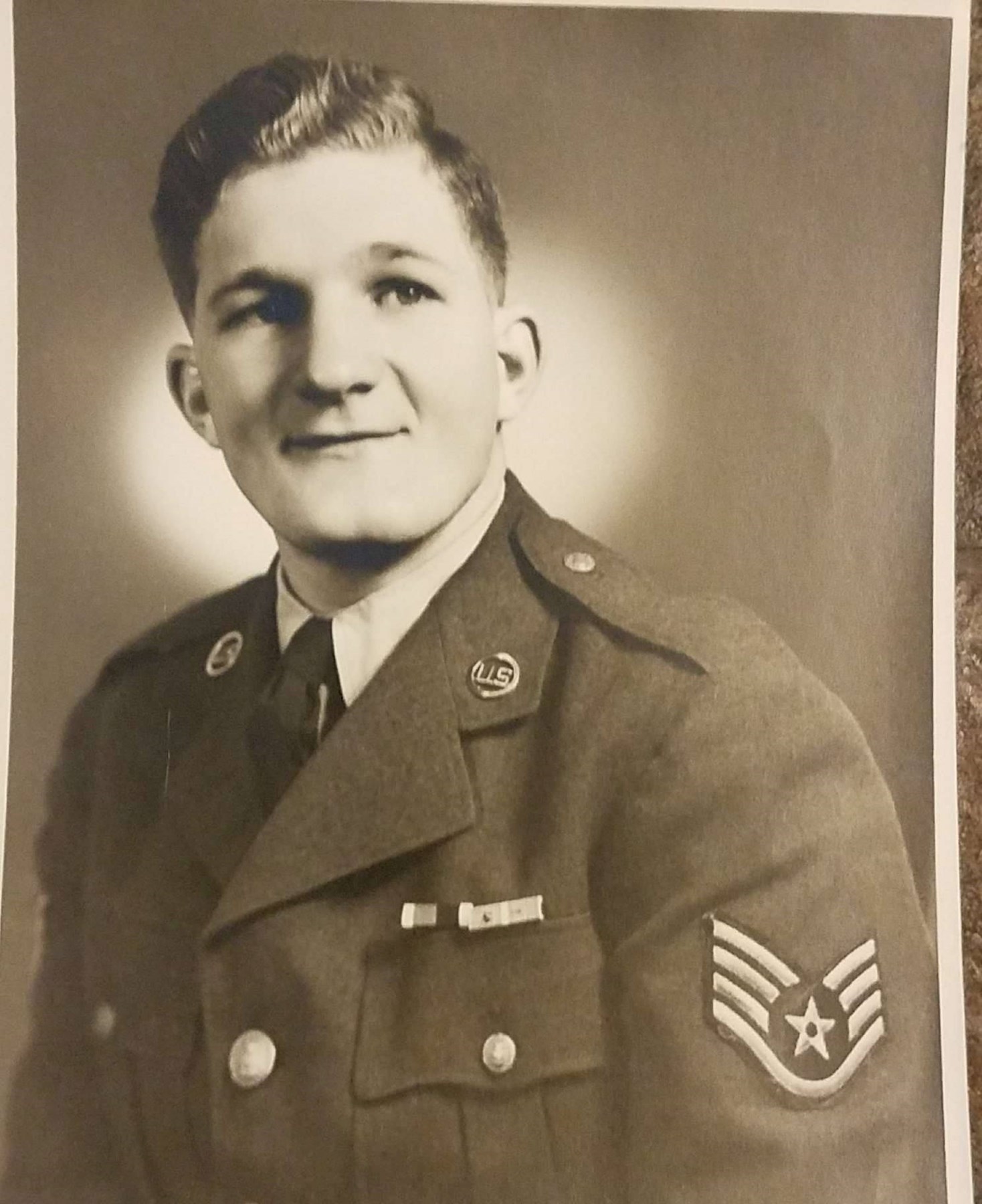 Obituary of Retired TSGT Carl R. Harris, U.S. Air Force