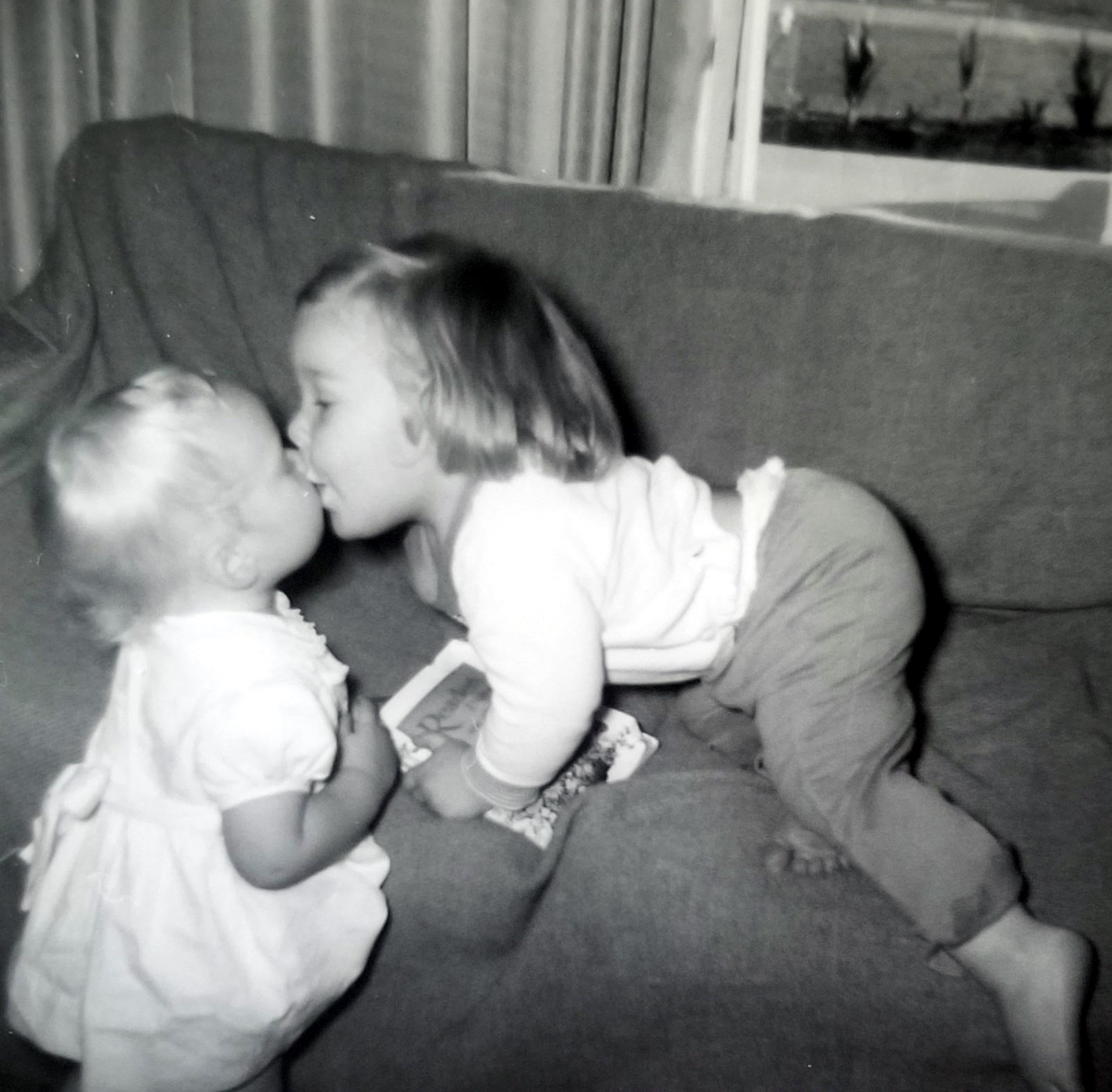 Charles Holst Obituario Ottawa On