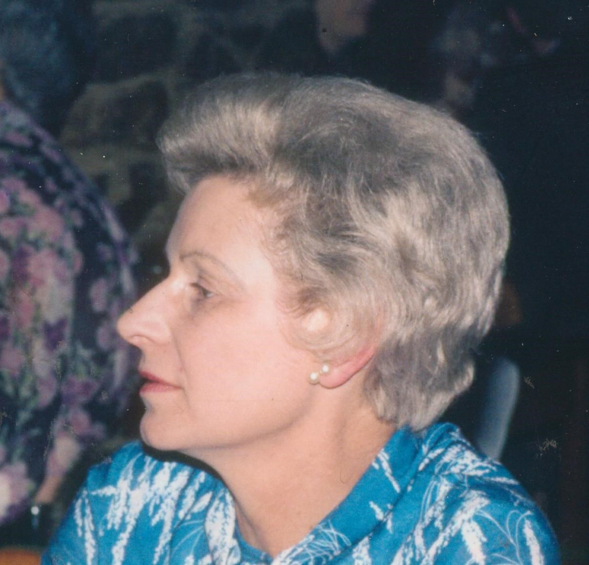 Obituary of Dorothy Elizabeth Burton