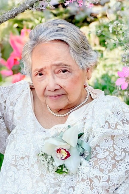 Obituary of Lucina Castaneda Magno