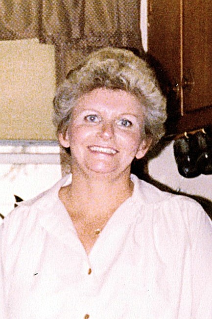 Obituary of Marilyn R Wall