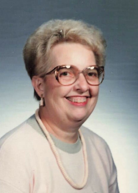 Obituario de Margaret Joyce Lowman
