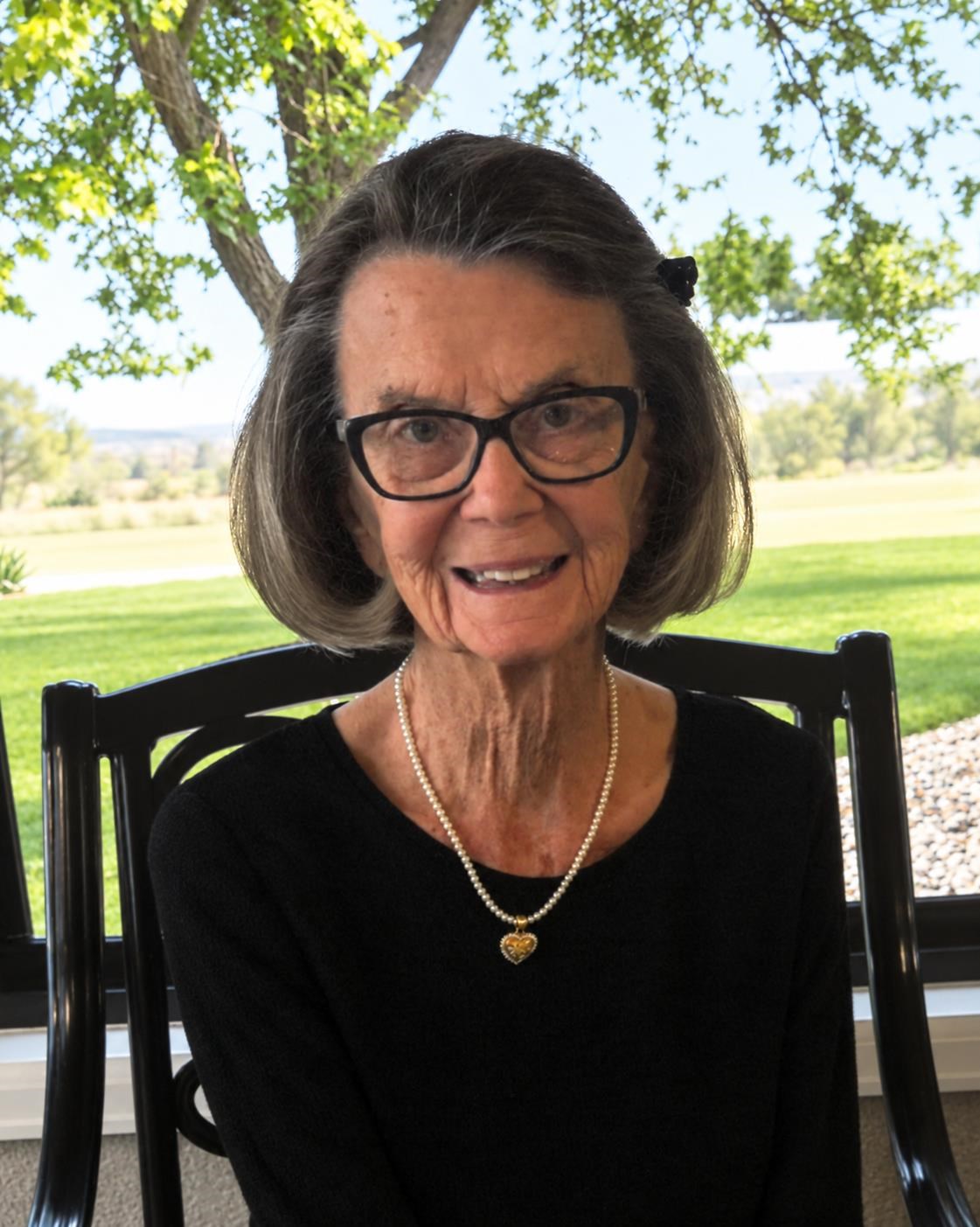 Obituary of Donna Maurine Ewing