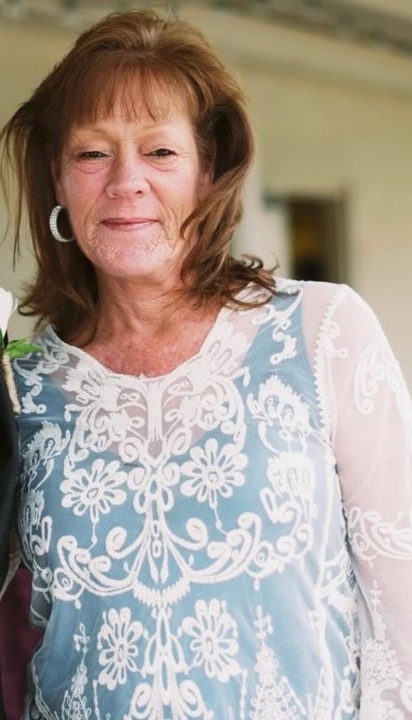 Obituary of Lezlie Rae Carter