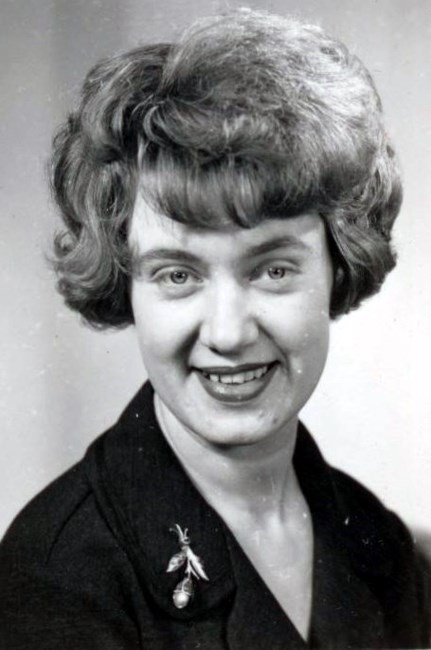 Obituario de Joy Dorothy Morris