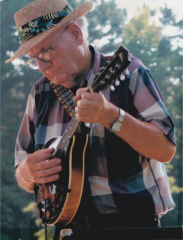 Obituary of Vernon White