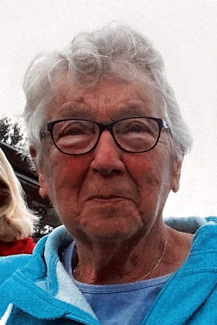 Obituary of Helena "Leny" Arnolda (vanBohemen) Dirven