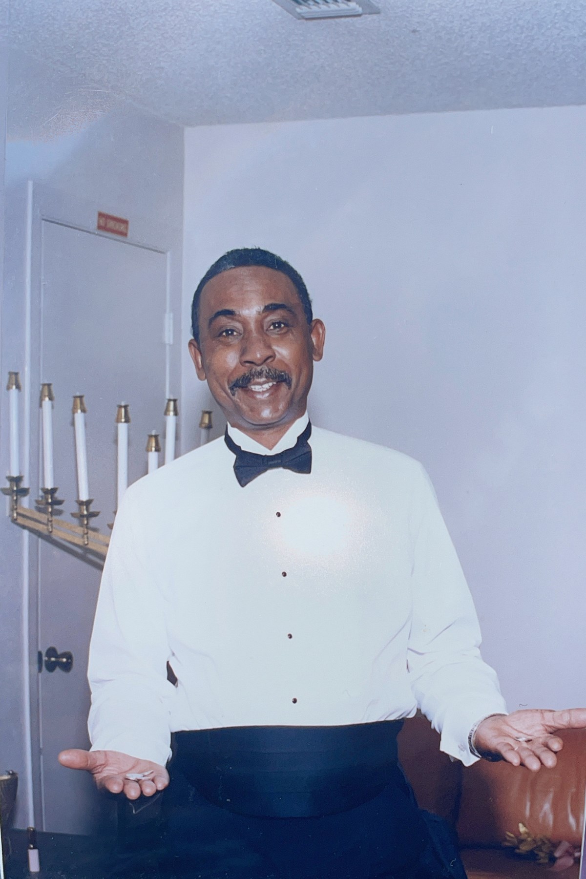 Obituary of Robert James Cullors