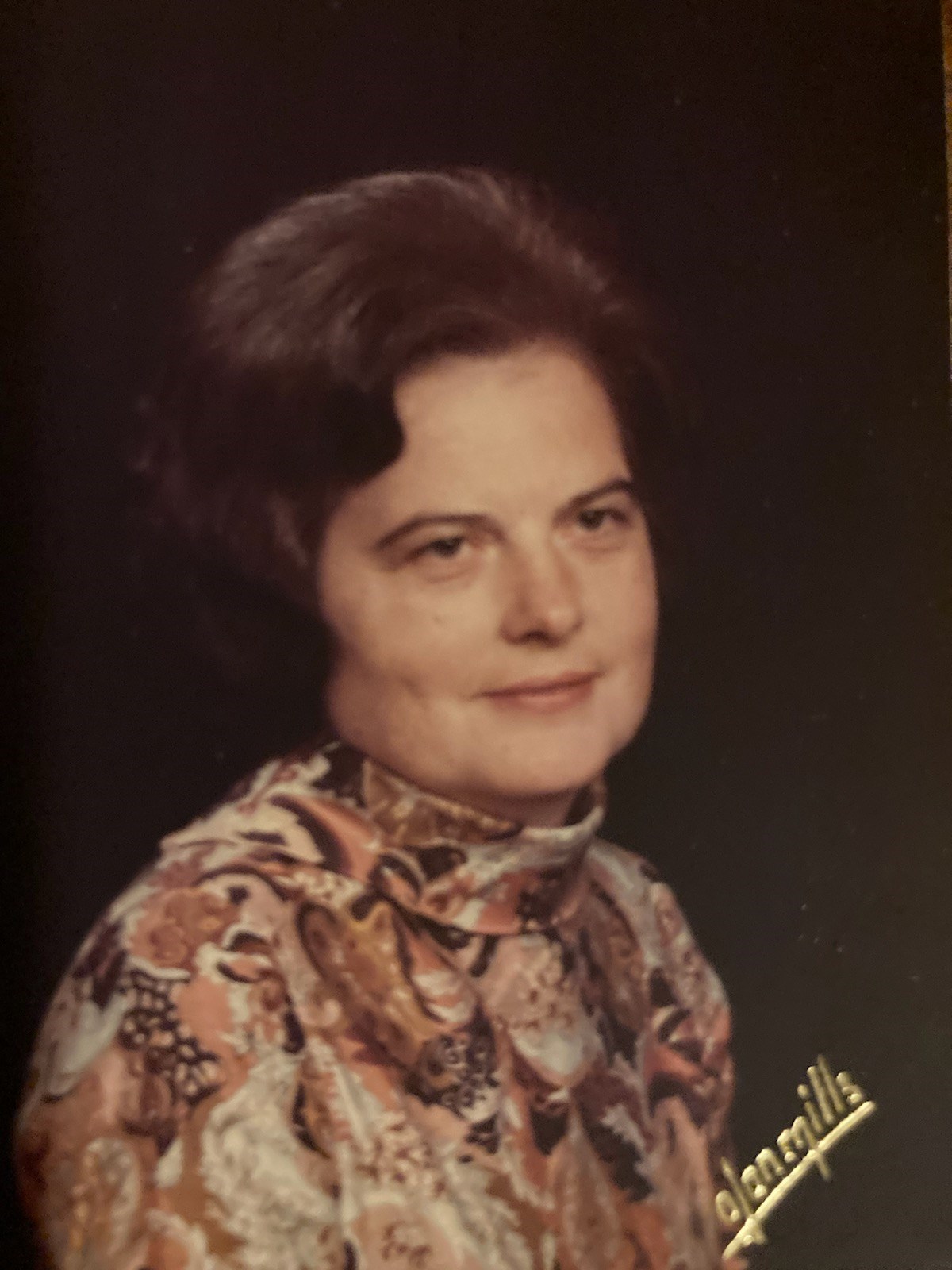 Obituary of Lucille Flowe Furr