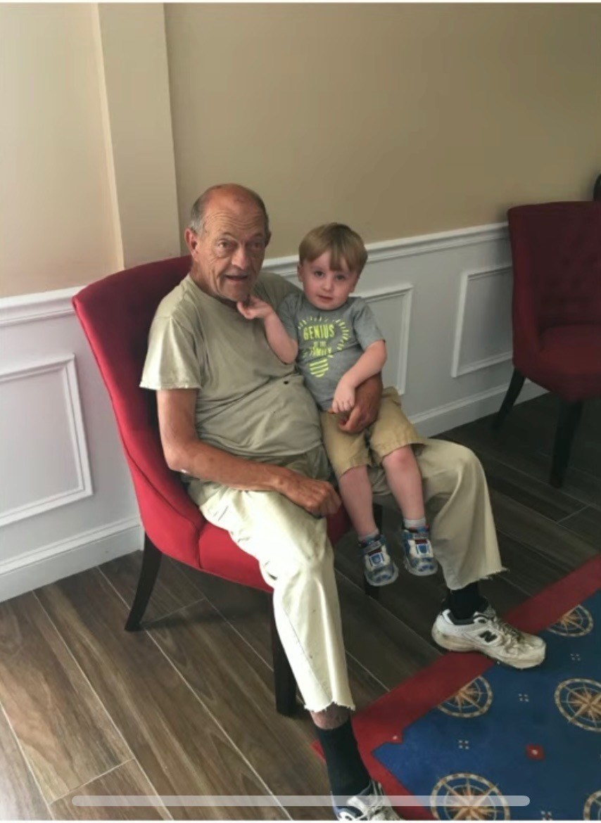 Obituario de Frank Whitley