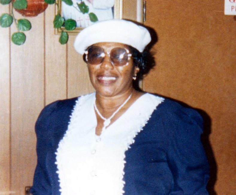 Obituario de Eula Bertha Walker