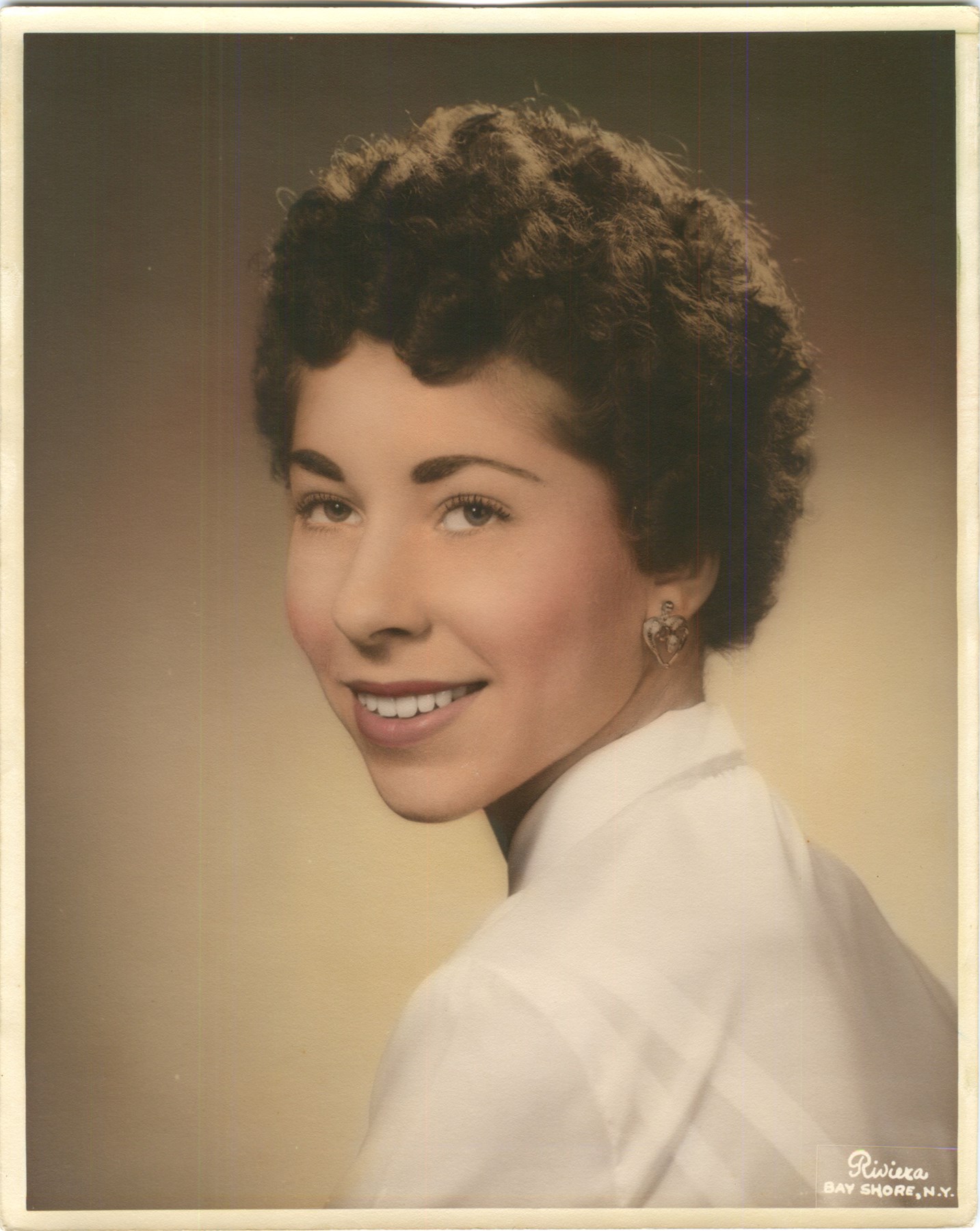 Obituary of Claudia M. Praides