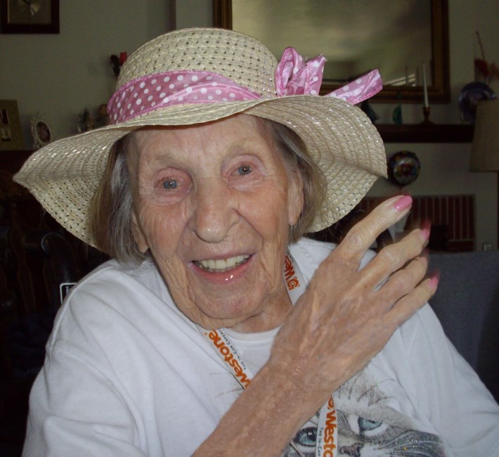Obituary of Lucille Elinor Pieper